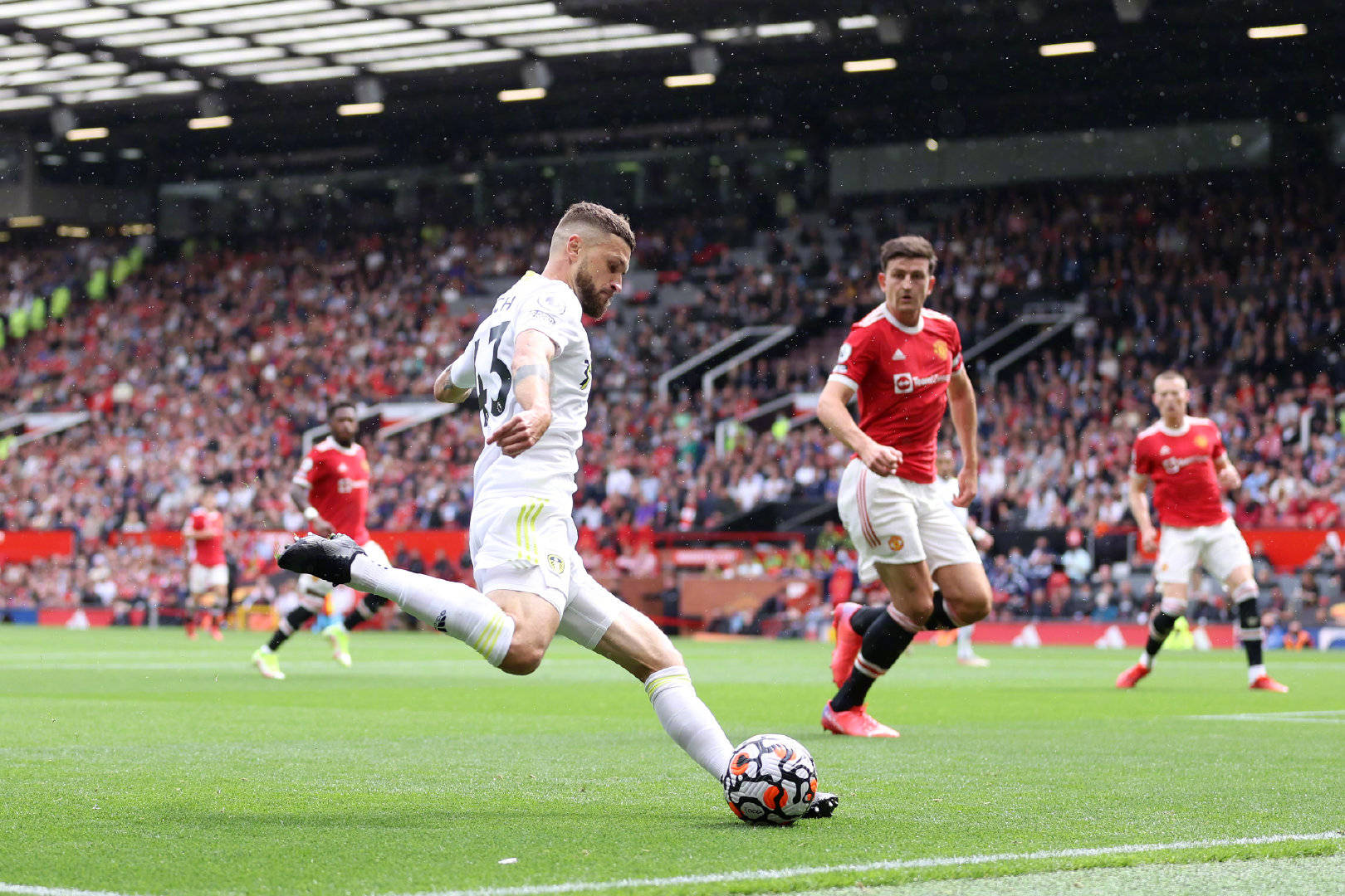 谢晖：国内球员顶薪诱惑大 留洋机会难得应珍惜当前球市环境